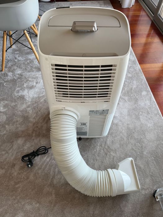 Ar Condicionado Portátil De'Longhi Pinguino Care4Me PACEX130CSTWIFI – Como Novo