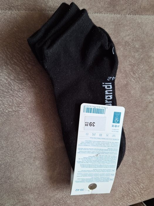 Skarpetki czarne krótkie CCC