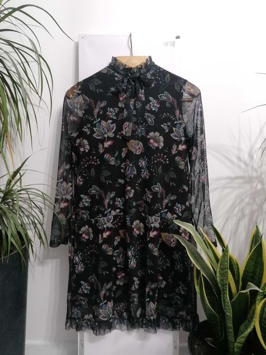 Sukienka damska, wzór, kwiaty