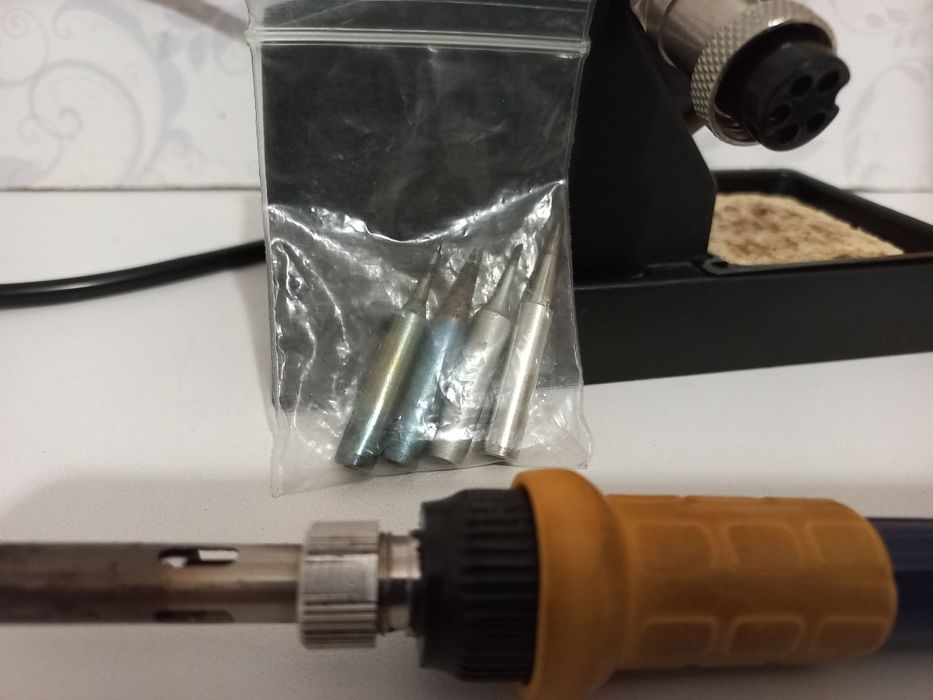 Паяльная ручка 907 для паяльной станции 852D+