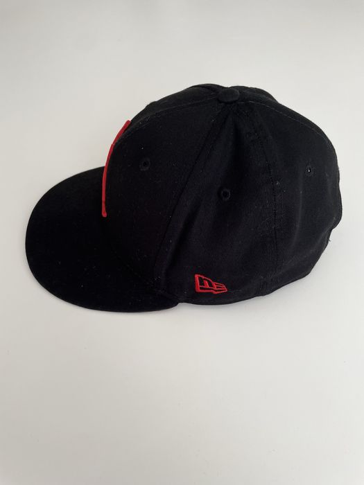 Boné oficial do Benfica New Era Eusébio