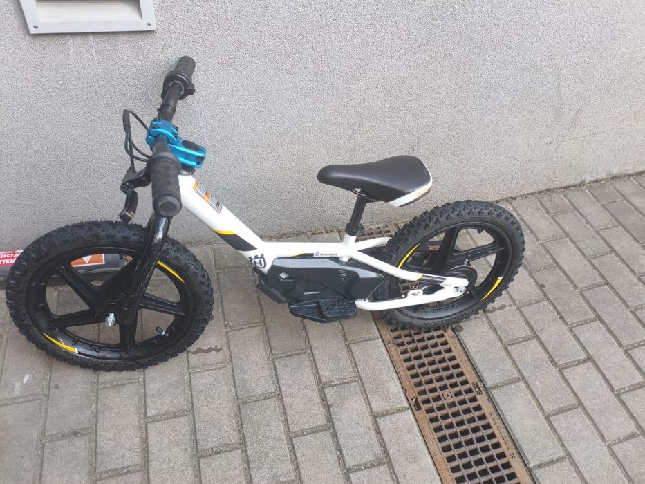 Elektryczny Rowerek 16 Husqvarna Stacyc