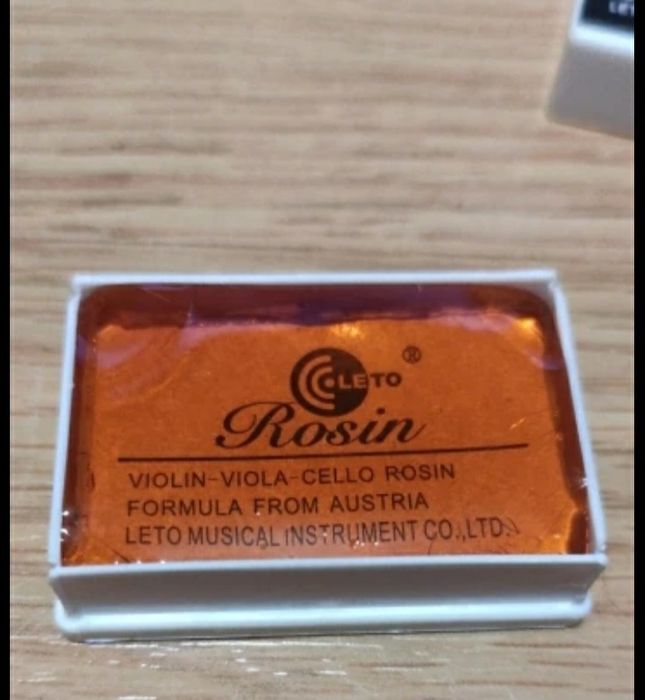 Breu Resina para cordas de Violino e Violoncelo Rosin