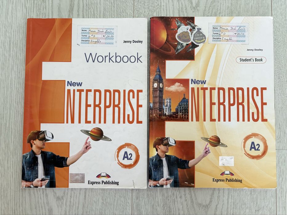 Livro e caderno de atividades New Interprise