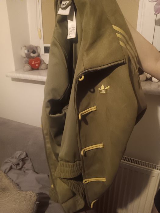 Kurtka damska adidas KT3847
