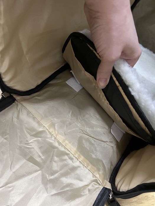 Переноска для котів або маленьких собачок