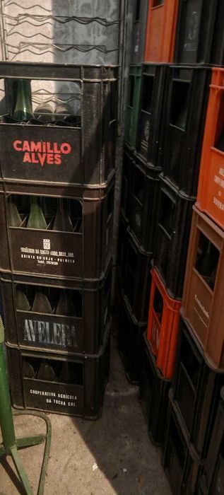 Garrafas de Champanhe Usadas com grades