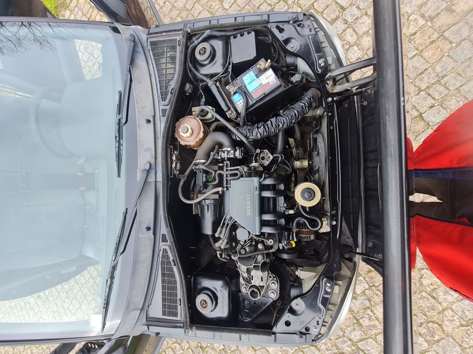 Renault clio 1.2 oasis