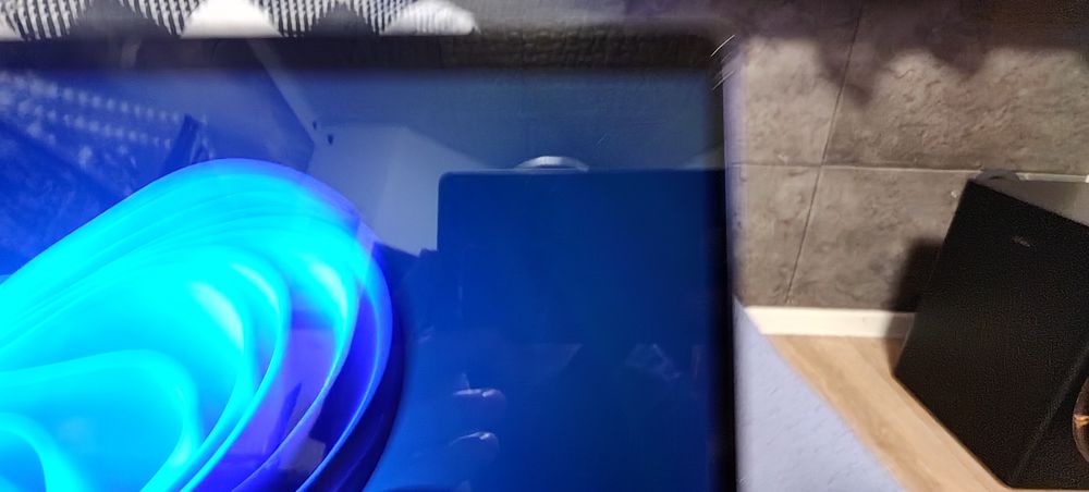 Laptop Microsoft Surface Snapdragon dysk 1 tb