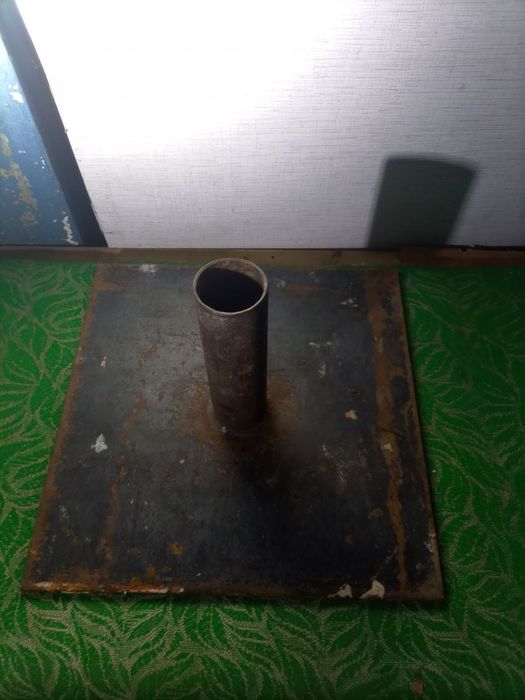 Подставка под ёлку металлическая