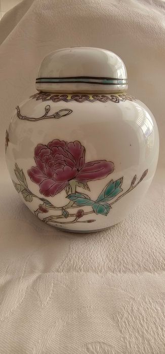 Pote Chinês Pintado à Mão