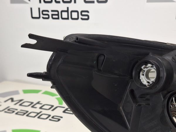 Farol Dianteiro Esquerdo Renault Clio IV