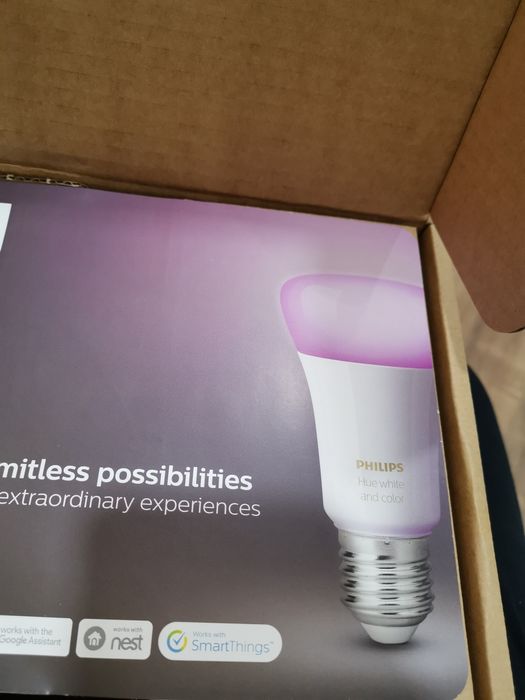Lâmpada Inteligente PHILIPS HUE - E27, Branco e cor [Nova em caixa]