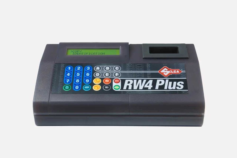 Programowanie pilotów samochodowych. Kopiowanie auto kluczy immoblizer