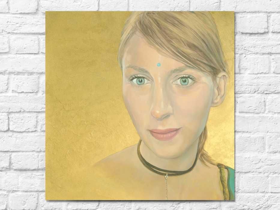 Obraz 70x70cm - obraz akrylowy, płótno - Portret kobiety na złotym tle