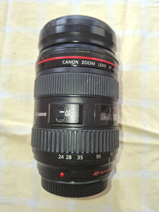 Objectivo Canon Zoom EF 24-70mm 1:2.8 L USM, incluído Canon 77mm PROTECT