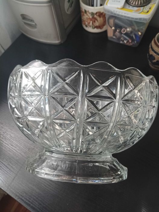 Kryształowa miska w stylu vintage