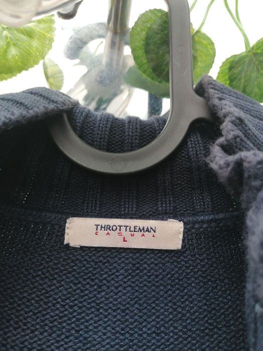 Camisola Azul Escura de Homem