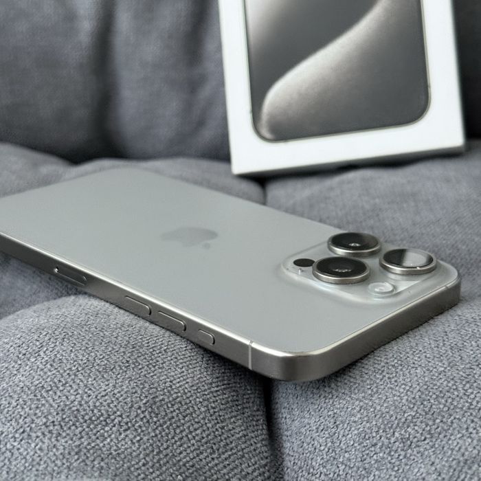 Apple iphone 15 Pro Max 256 Natural titan