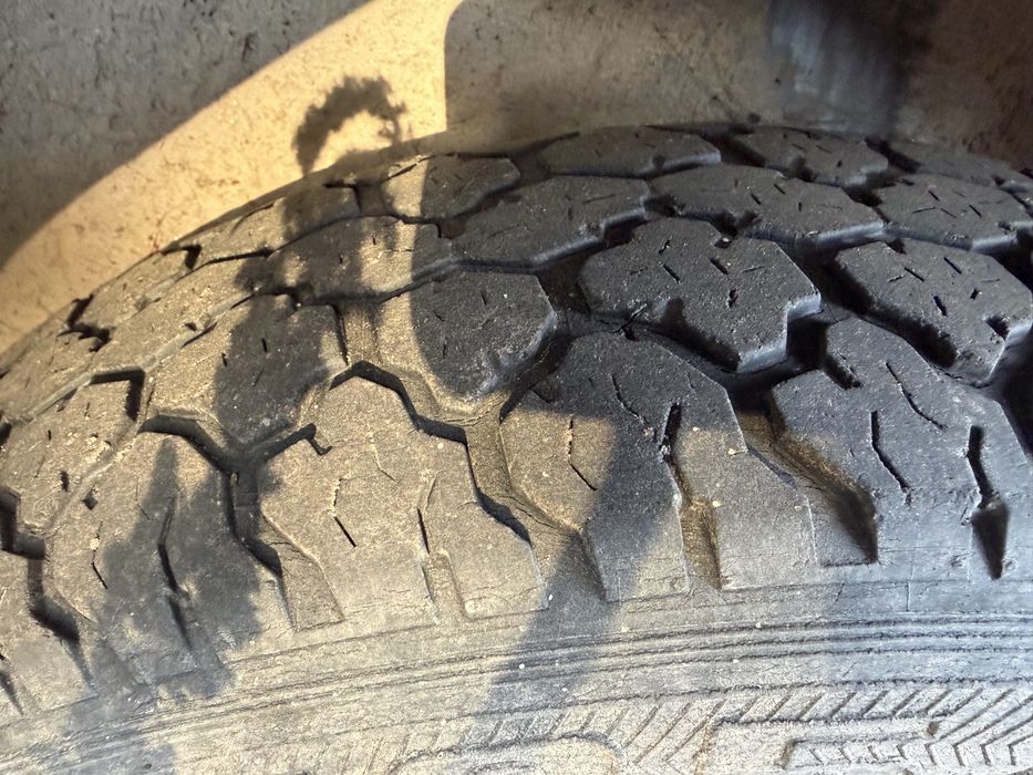 Продам ниву 2121