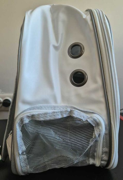 Nowy plecak transporter dla kota – biały z okienkiem