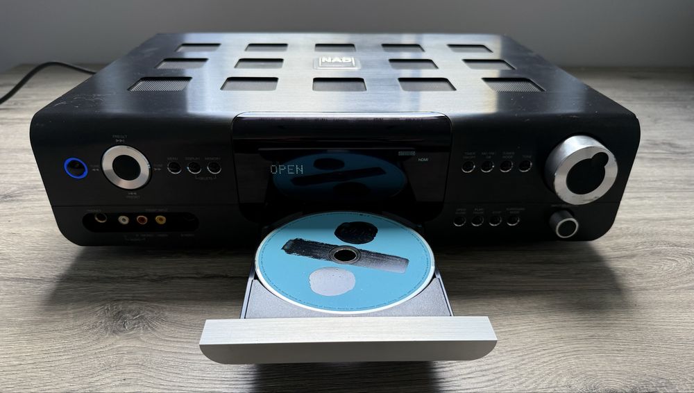 Amplituner stereo NAD VISO TWO - uszkodzony