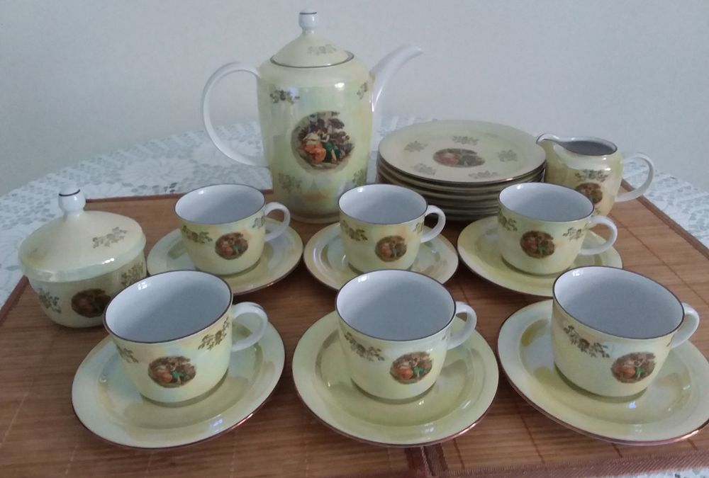 Продам чайный сервиз Мадонна на 6 персон. SEP. ГДР.