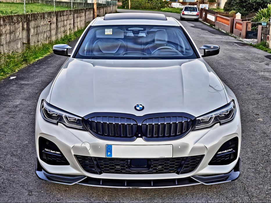 BMW 330i MPeRFOrMAnCE 2.0