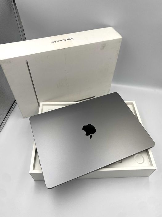 Ноутбук Apple MacBook Air 13“ M3 8/256GB Space Gray (MRXN3) 2024