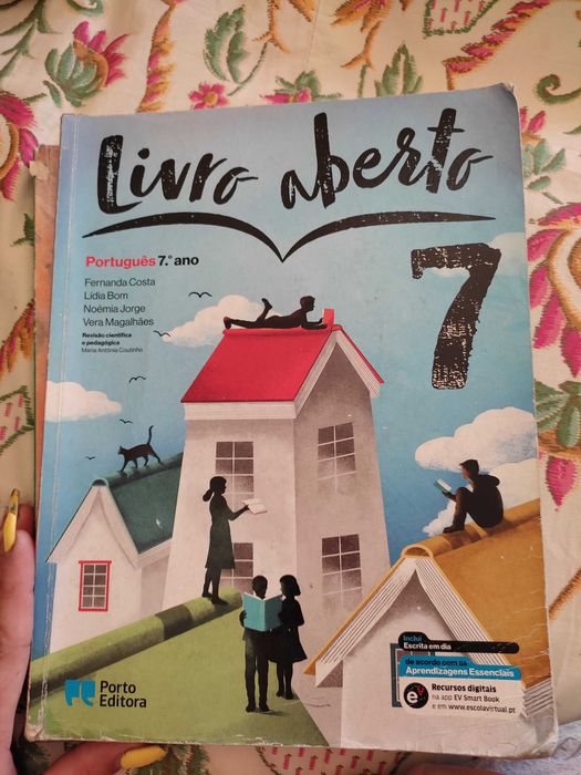 Livros escola básica 7°ano