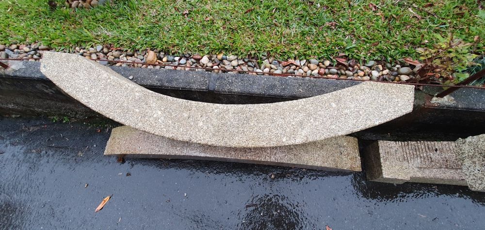 2 padieiras arco em pedra