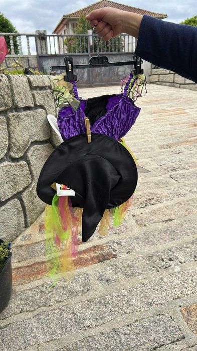 Disfarce de Carnaval de Criança