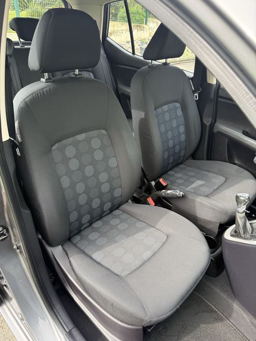 Hyundai I10 * 93 mil km * Nacional * Full Extras * Fiável * Econômico