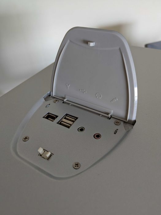 Caixa PC Thermaltake Soprano (Mid Tower) - Sem Fonte