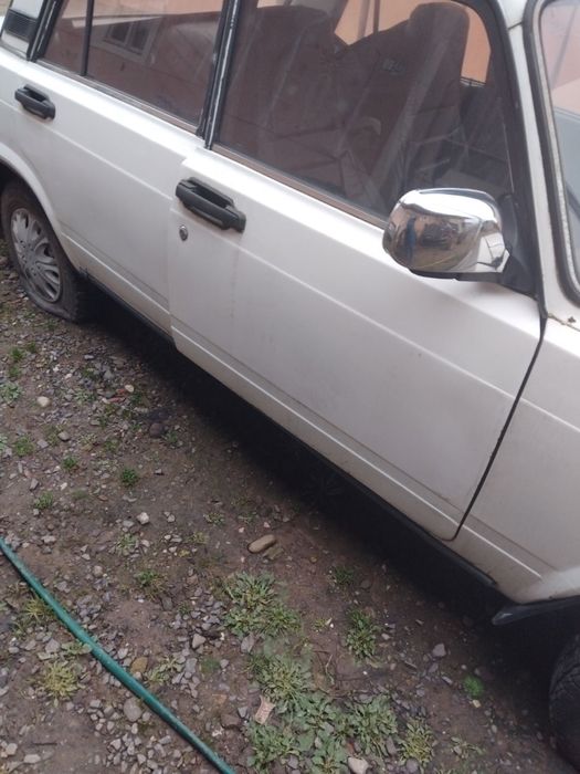 Бампер на  2107 запчастини ваз