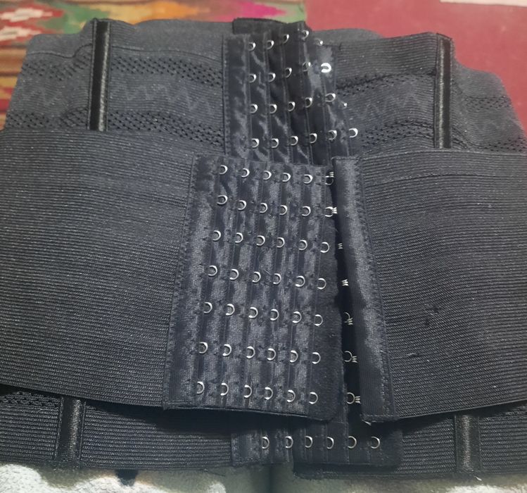 Корсет для талії