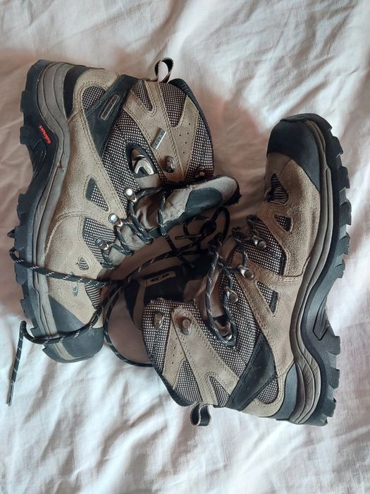 Трекінгові черевики  Salomon Discovery  GTX 41 1/3(260мм) ДЕФЕКТ