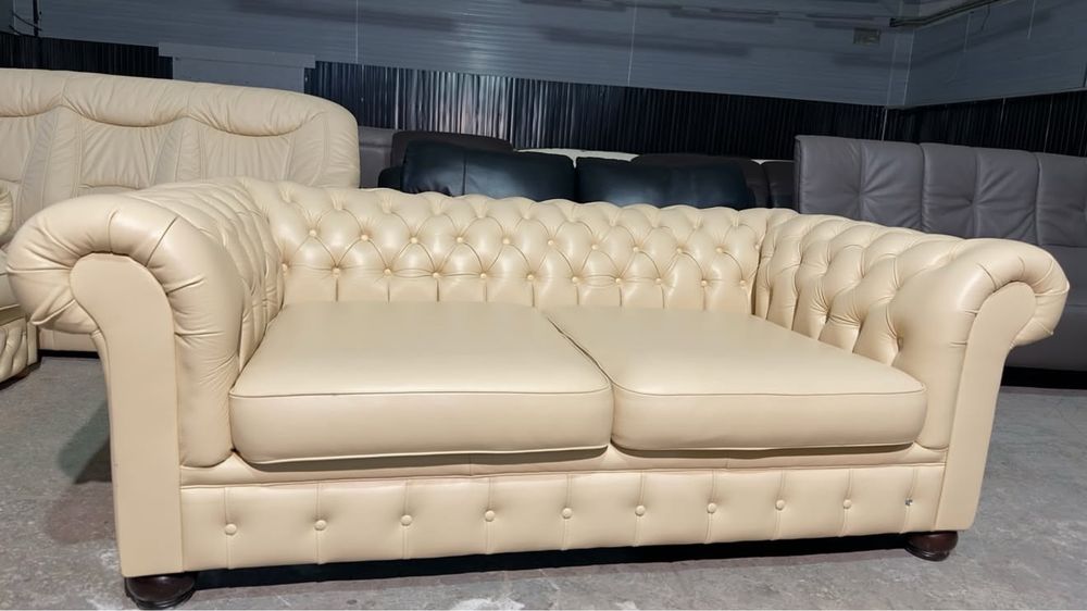 Шкіряний диван в стилі Chesterfield. Кожаный не комплект Честер