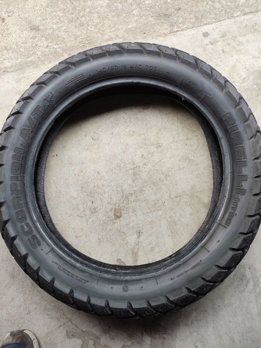 Pneus mistos  em bom estado