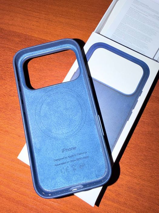 Чехол на iPhone 17 Pro TechWoven Case