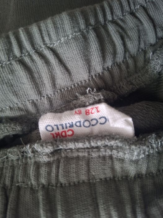 Coccodrillo nowe spodnie dresowe dresy rozmiar 128