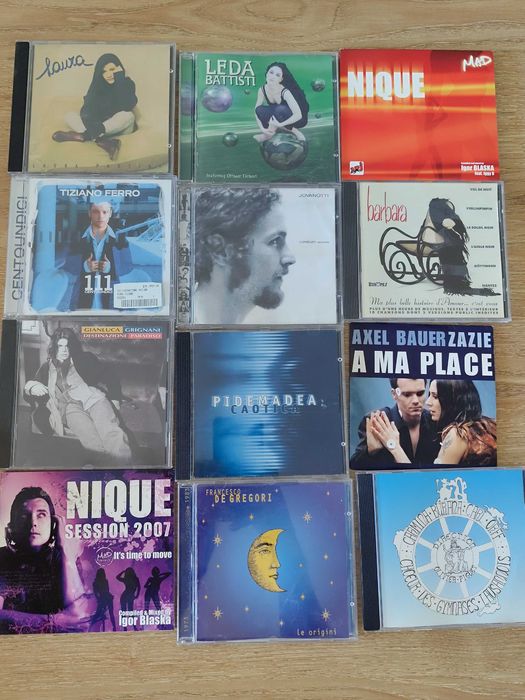 Cds musica vários estilos.