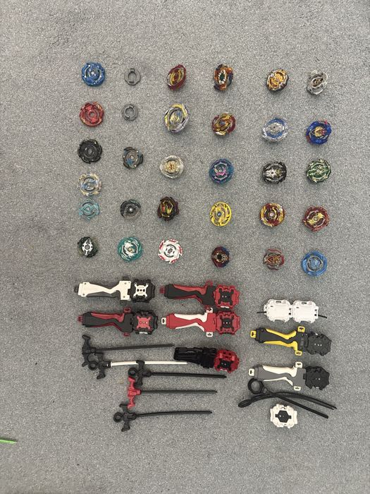 Продаю Beyblade (бейблейды)!