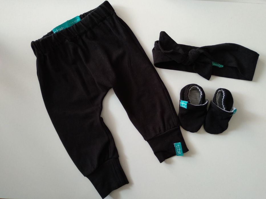 Zestaw, komplet legginsy, niechodki - pantofle opaska, titot r.56