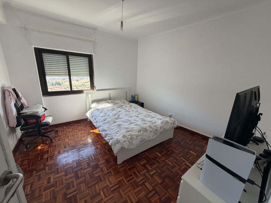 Quarto disponível para arrendar- Odivelas, Ramada