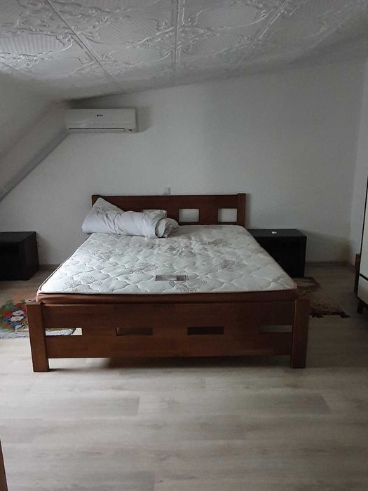 Здам будинок 2 поверхи ,80 м 3 Слобідська,є заїзд