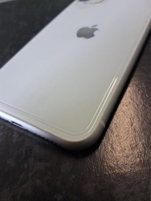 iPhone 11 Branco 64GB – Excelente Oportunidade!