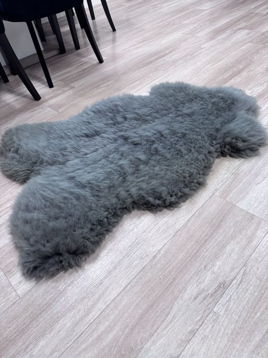 Dywanik do salonu z owcy