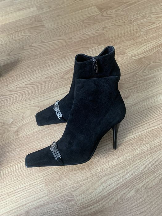 Ботильйони замшеві Cussi р.39