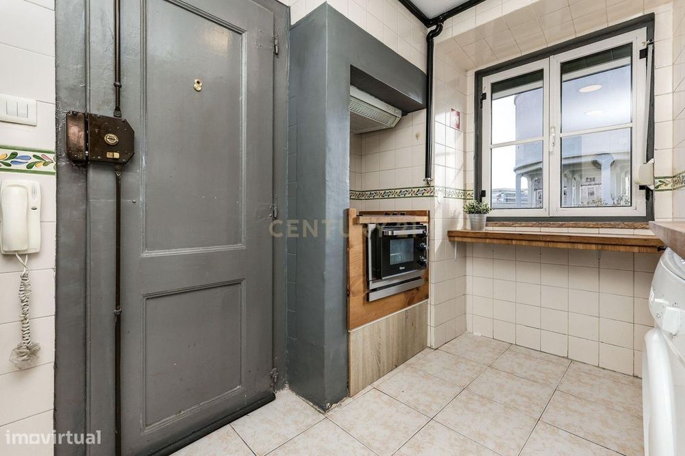 Apartamento T1 Mobilado, Alcântara, Arrendamento de Longa Duração